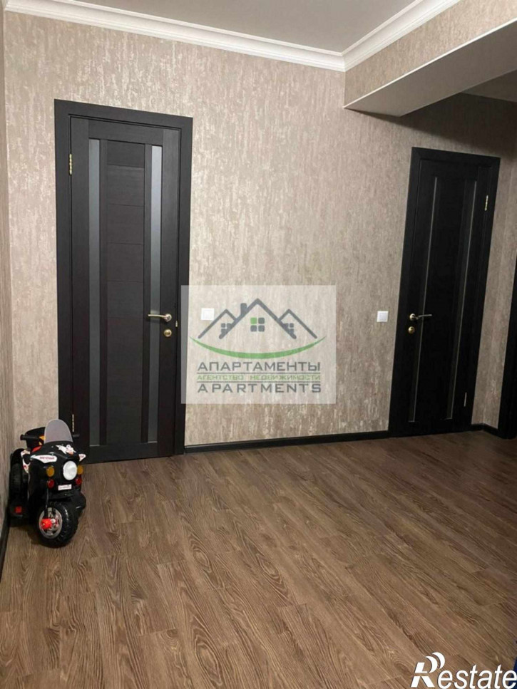 3-комн квартира Нежнова ул, 21к4