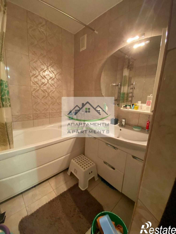 3-комн квартира Нежнова ул, 21к4