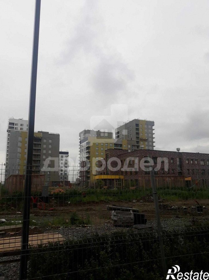 2-комн квартира в новом доме б-р Золотистый, 10