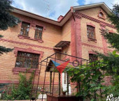 коттедж 300 кв м центральная, 13