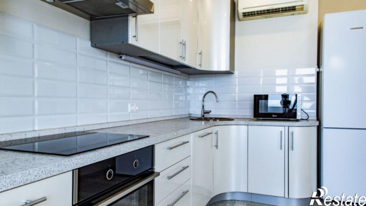 4-комн квартира Чапаевская, 205