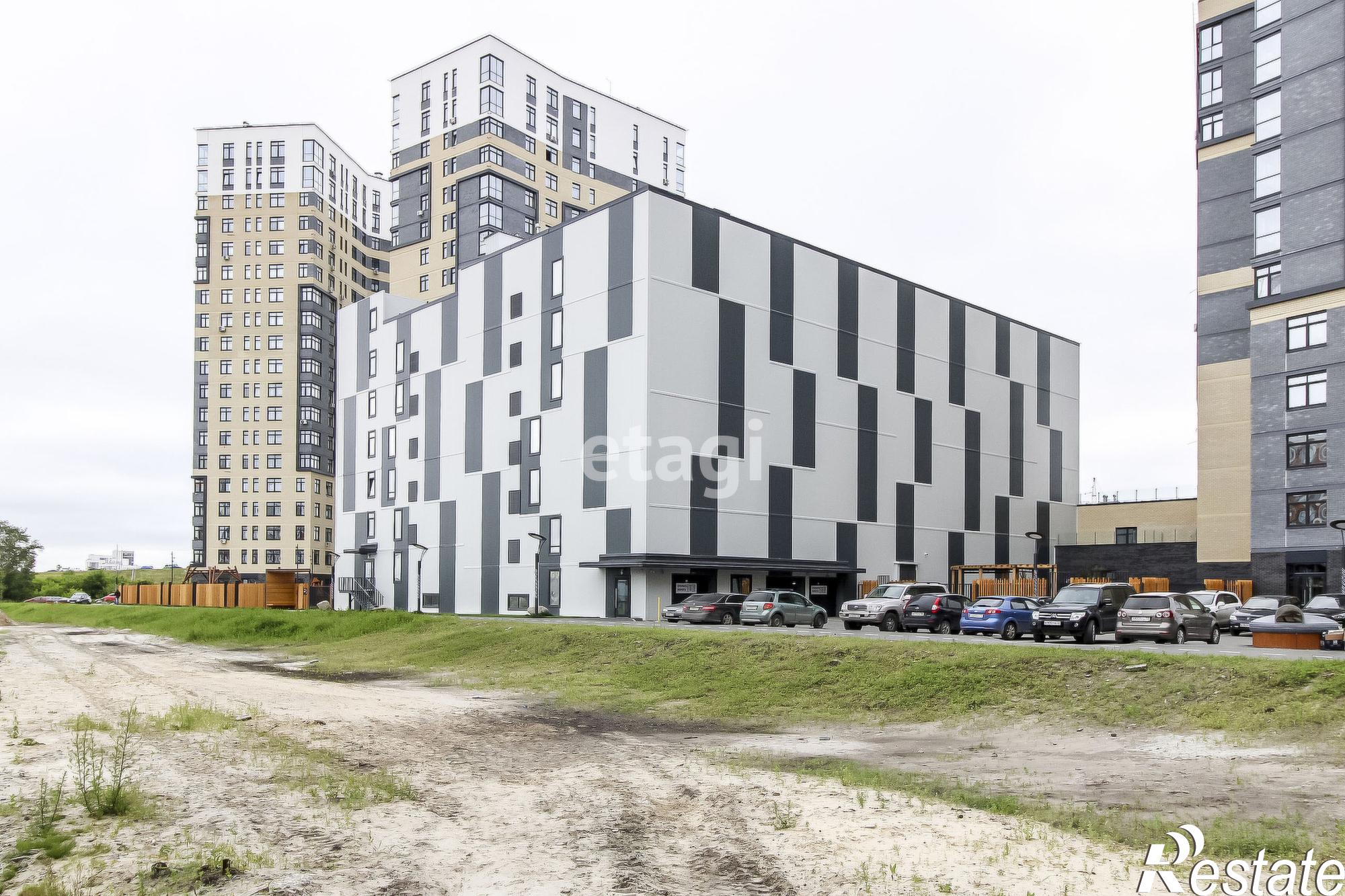 Купить гараж, место в паркинге за 650 000 рублей на Эрвье 38