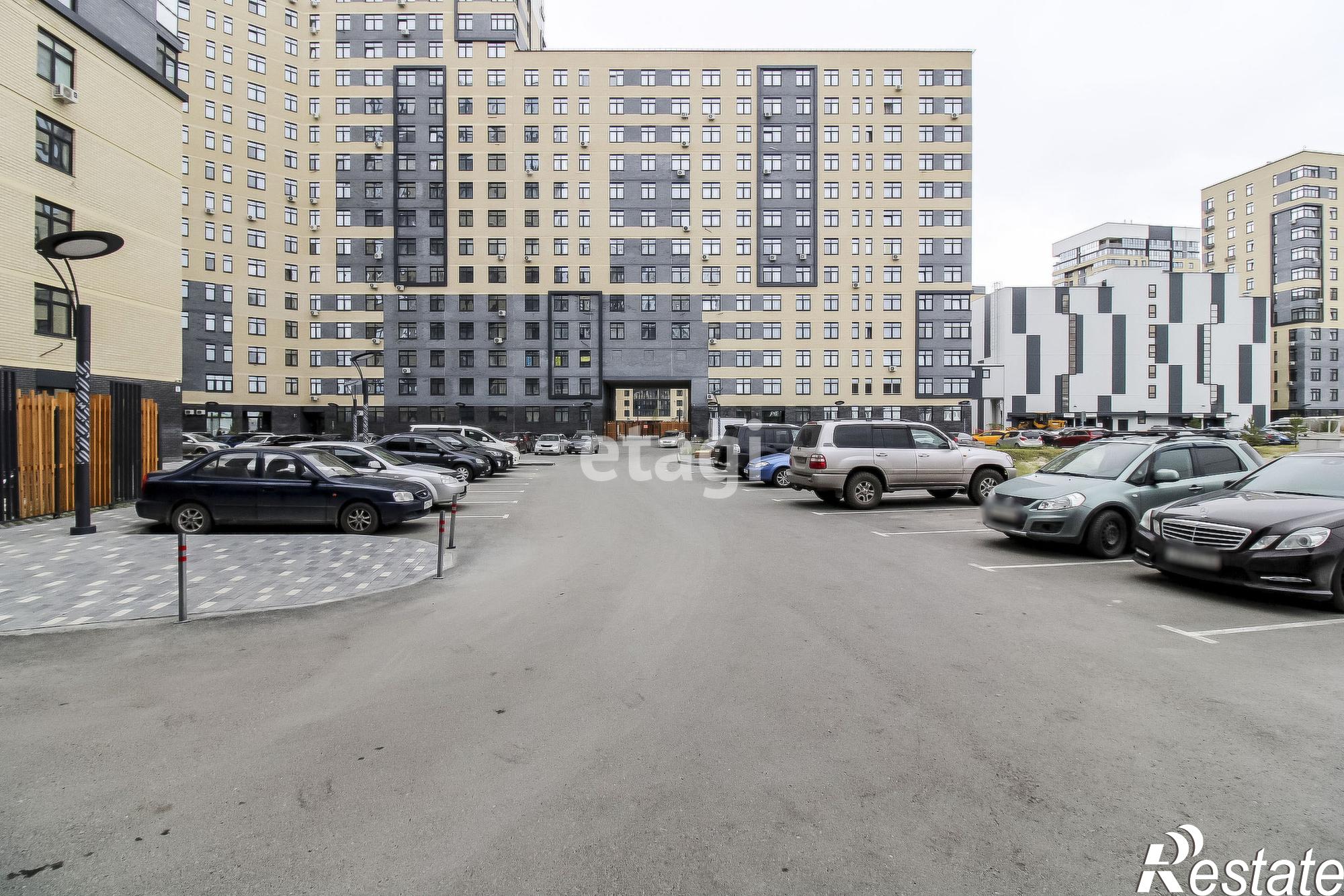 Купить гараж, место в паркинге за 650 000 рублей на Эрвье 38