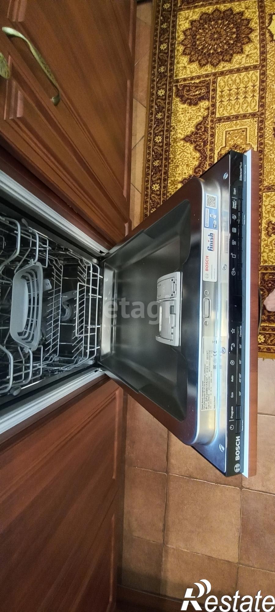 Купить помещение свободного назначения за 10 700 000 рублей на Воронинские горки проезд 101 /3