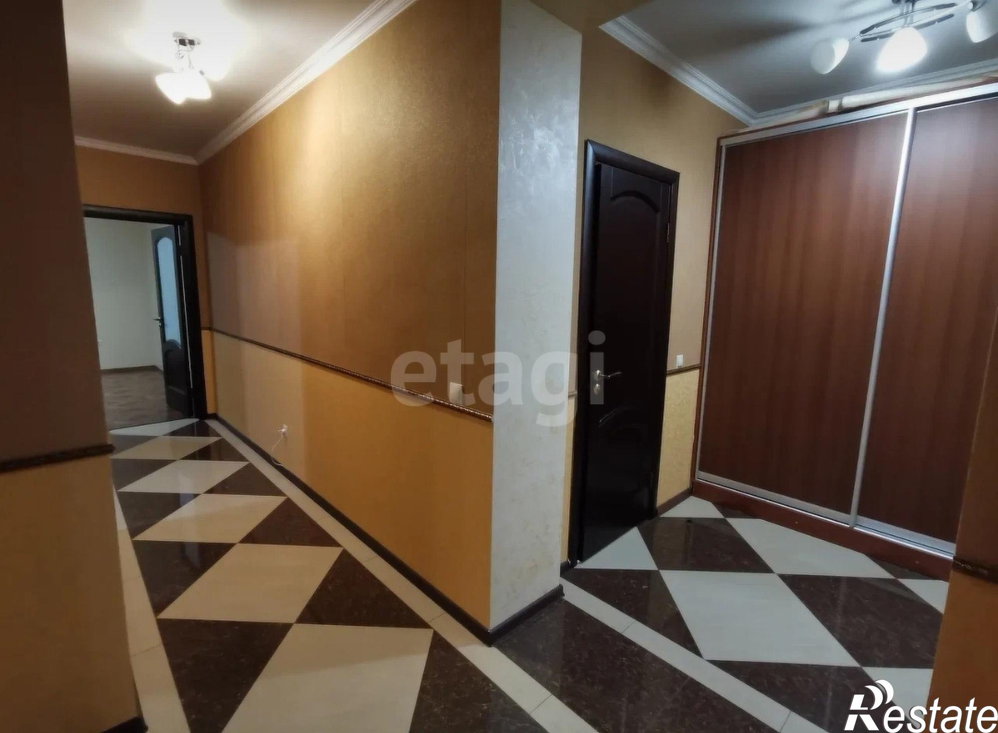 Купить квартиру за 13 000 000 рублей на Миусская, 8