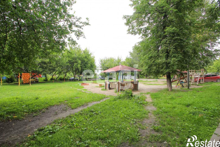 3-комн квартира Комбинатская, 38