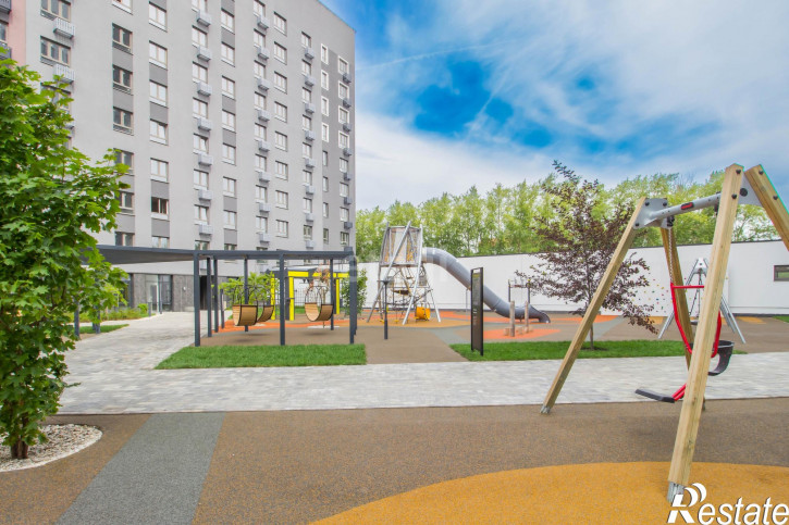 2-комн квартира Республики, 204/4