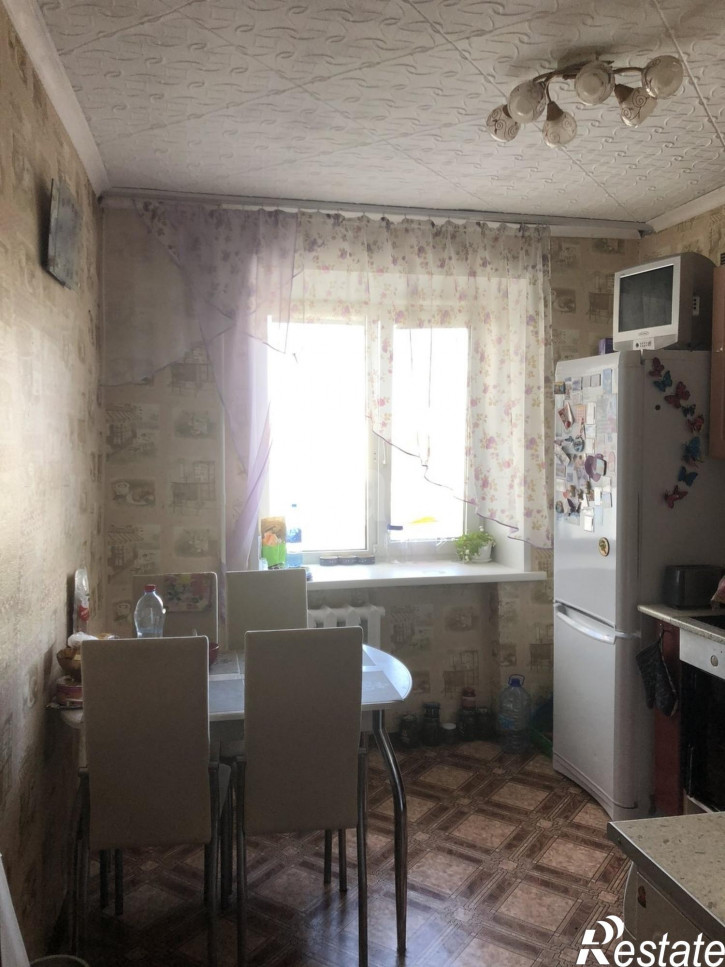 3-комн квартира Монтажников, 13