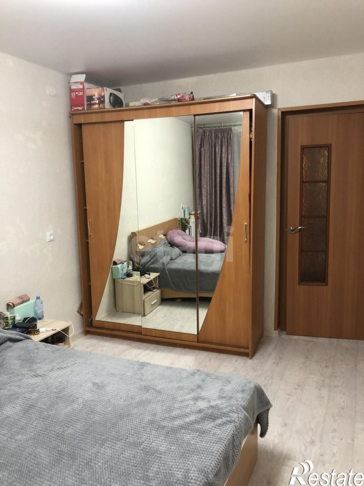 3-комн квартира Монтажников, 13