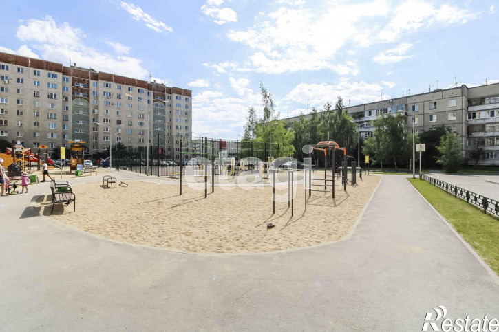 3-комн квартира Домостроителей, 14