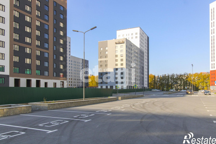 3-комн квартира Республики, 204/6