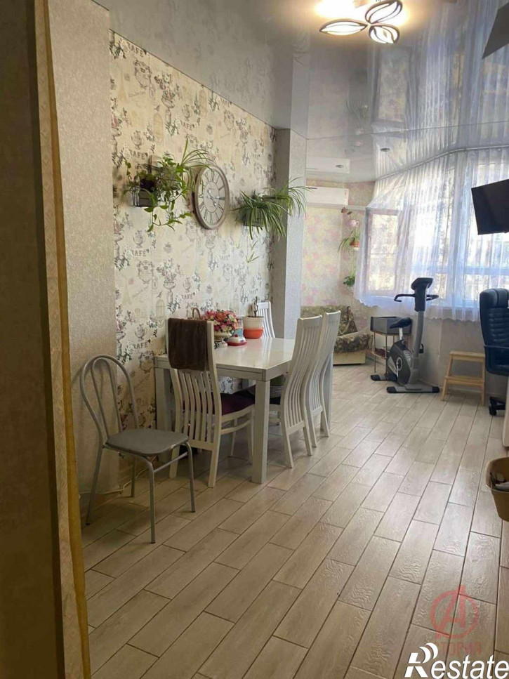 2-комн квартира Котанова улица, 44