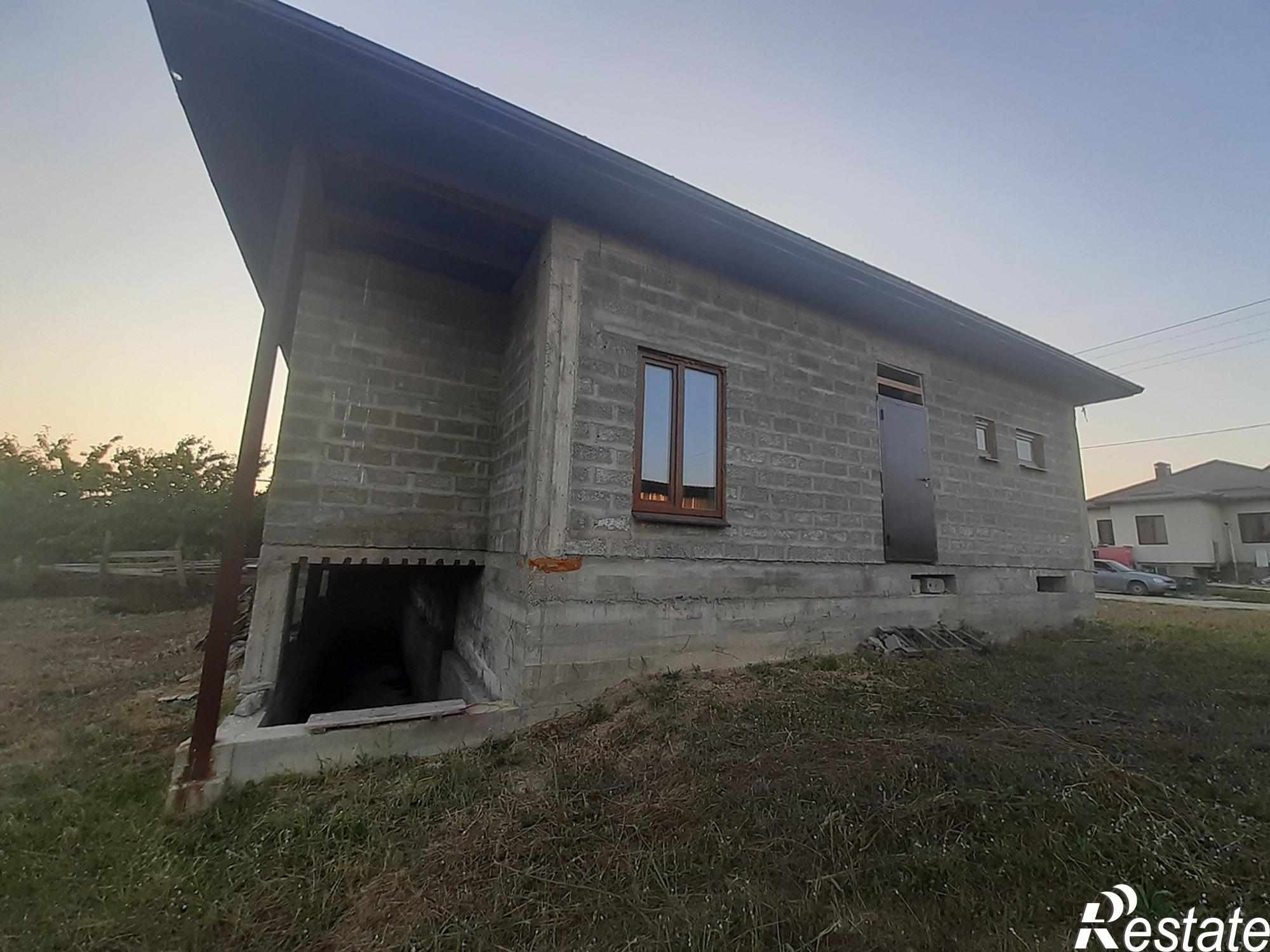 Купить дачу, дом, коттедж за 9 900 000 рублей на Весёлая улица