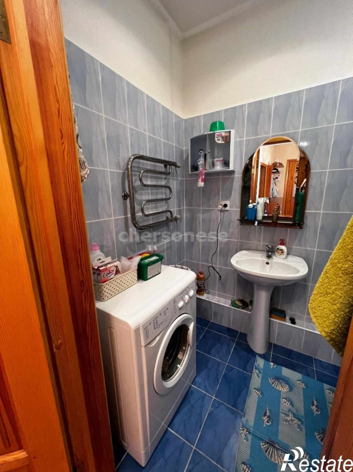 5-комн квартира Суворова улица, д.5