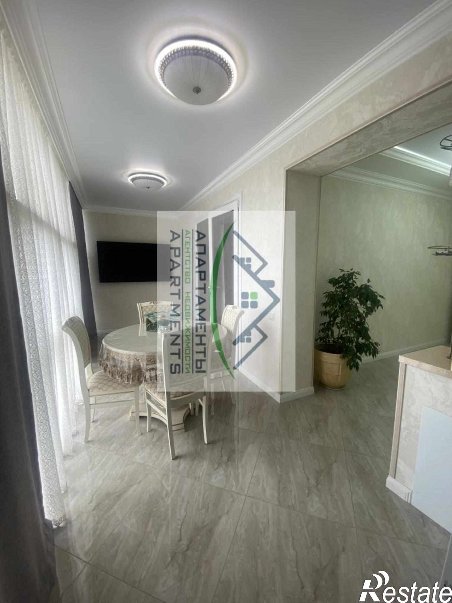 Купить квартиру за 20 000 000 рублей на Калинина пр-кт, 2а