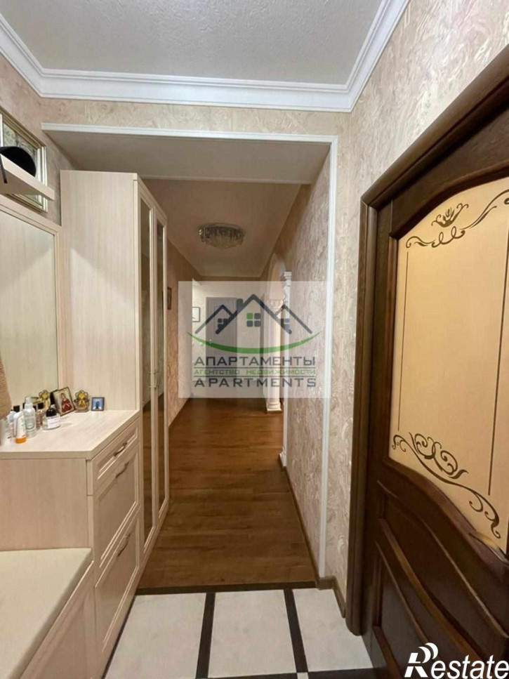 3-комн квартира Сельская ул, 8