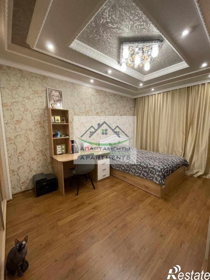 3-комн квартира Сельская ул, 8