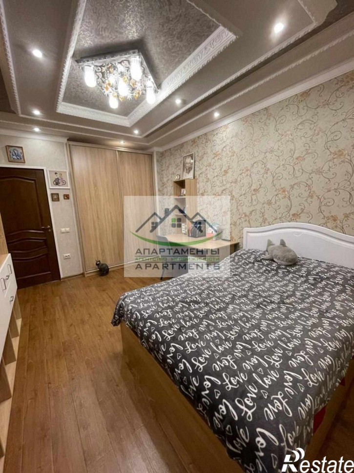 3-комн квартира Сельская ул, 8