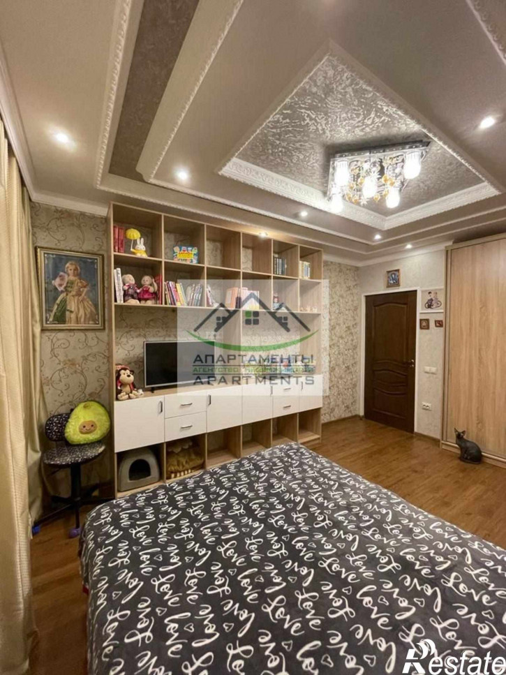 3-комн квартира Сельская ул, 8