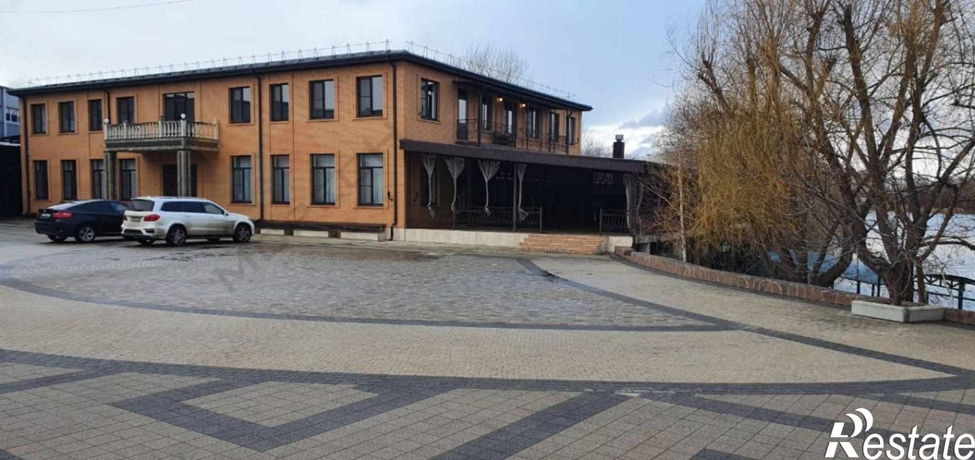 Купить торговое помещение за 555 000 000 рублей на 4-й Воронежский пр-д, 2