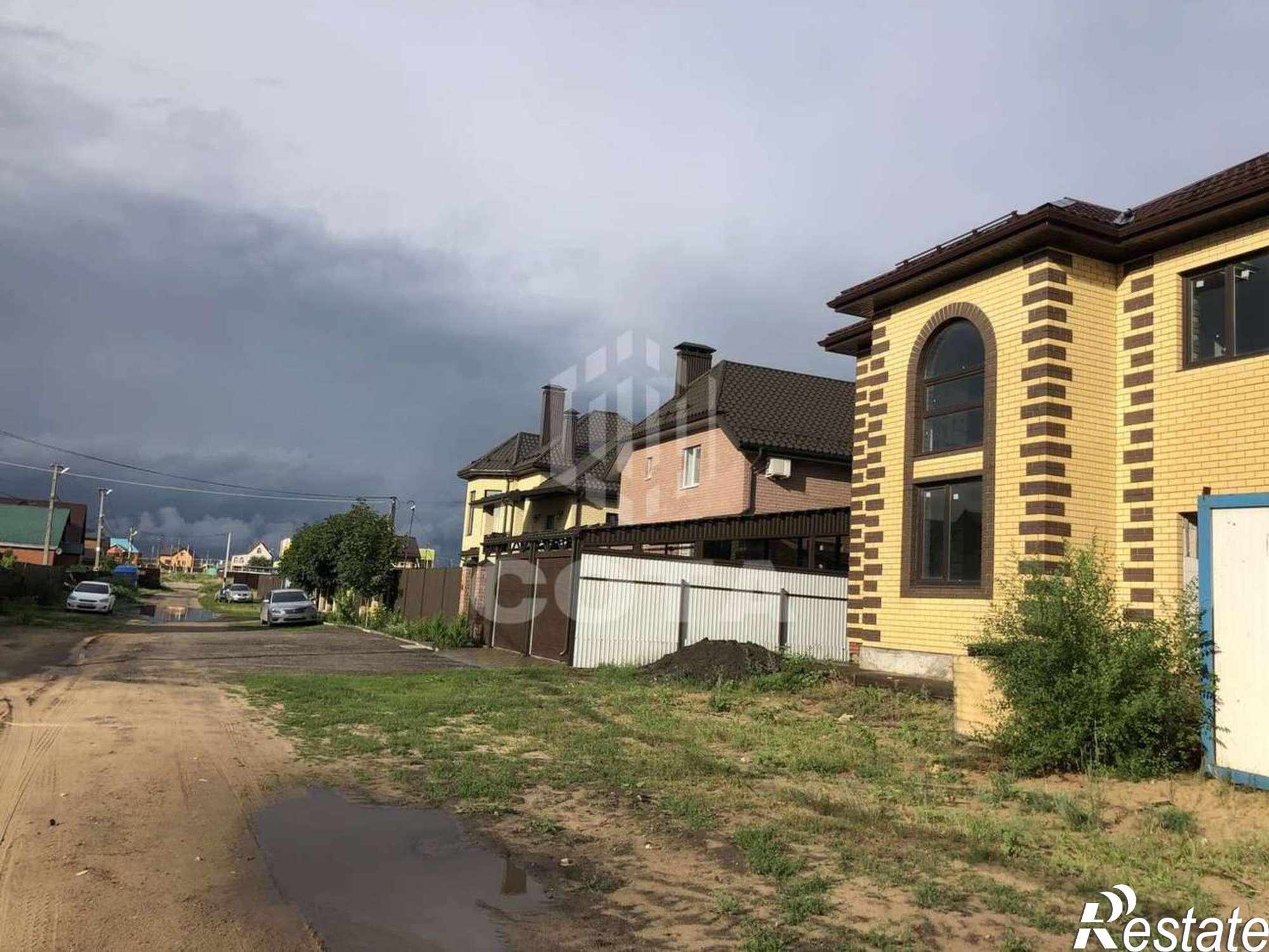 Купить дачу, дом, коттедж за 9 000 000 рублей на Красочная улица, 31