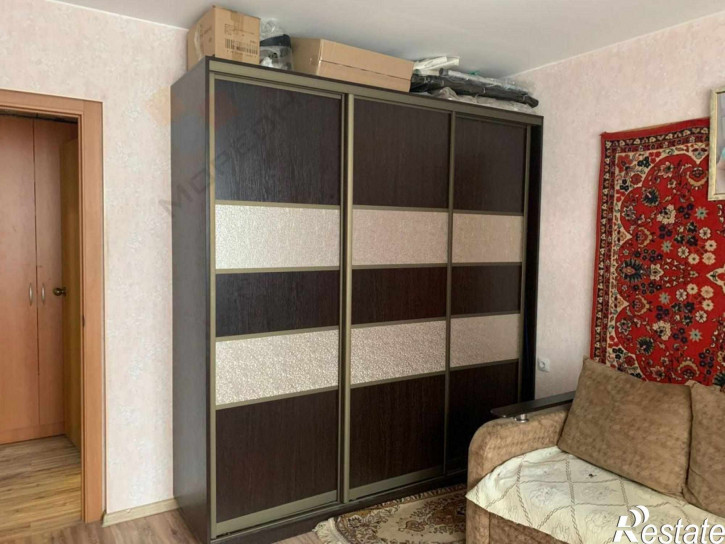 2-комн квартира Генерала Трошева ул, 31