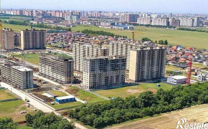 3-комн квартира Лётчика Позднякова ул, 2к14