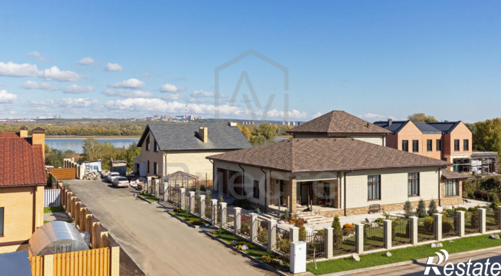 4-комн квартира Южно-Чемской жилмассив, 227