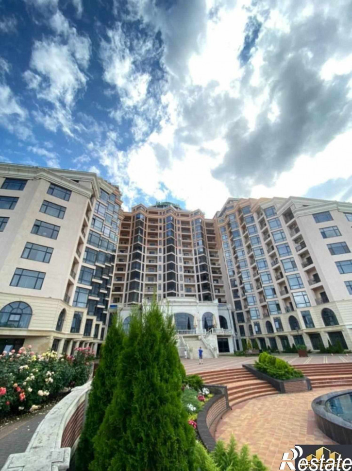 4-комн квартира Шаумяна ул.