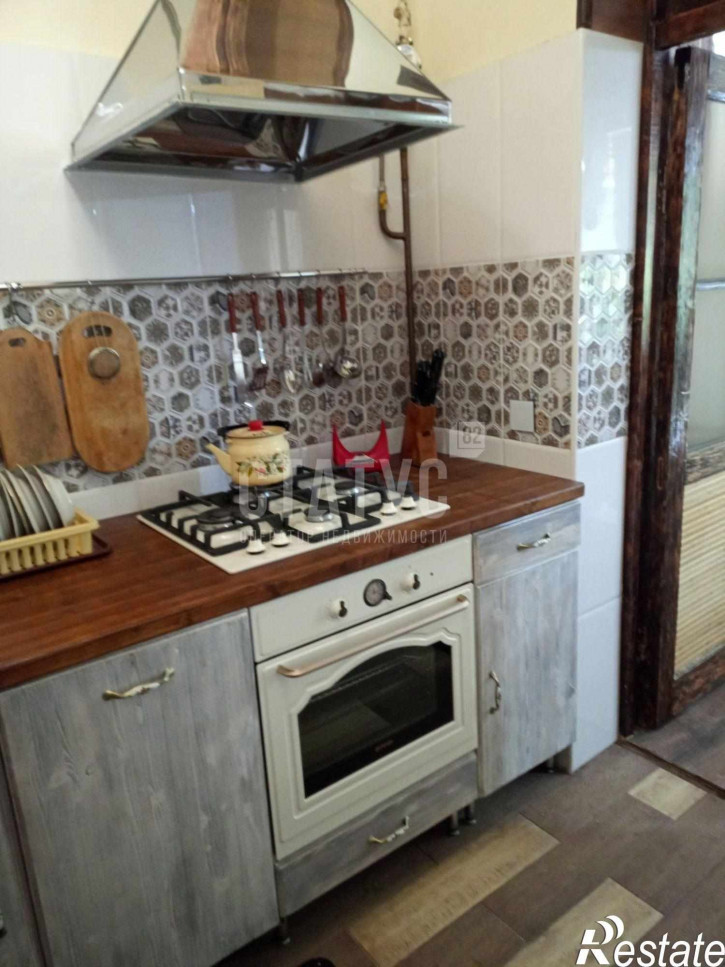 2-комн квартира Стахановская ул, 44