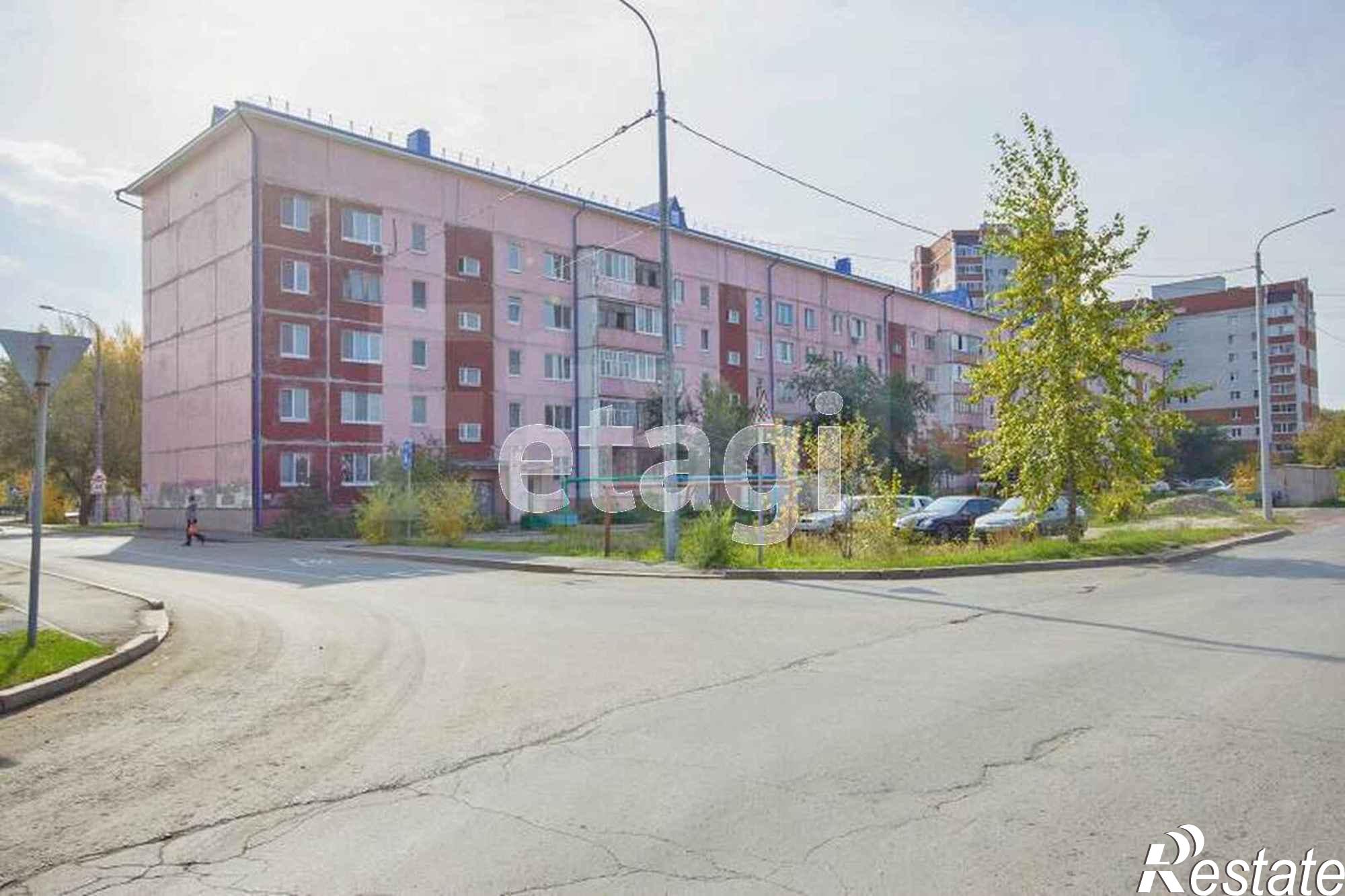 Купить квартиру за 6 500 000 рублей на Маршала Захарова, 11
