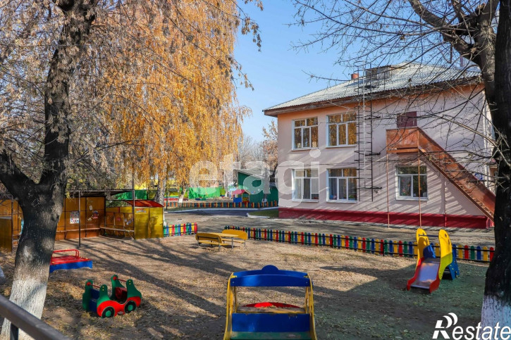 2-комн квартира Новгородская, 3