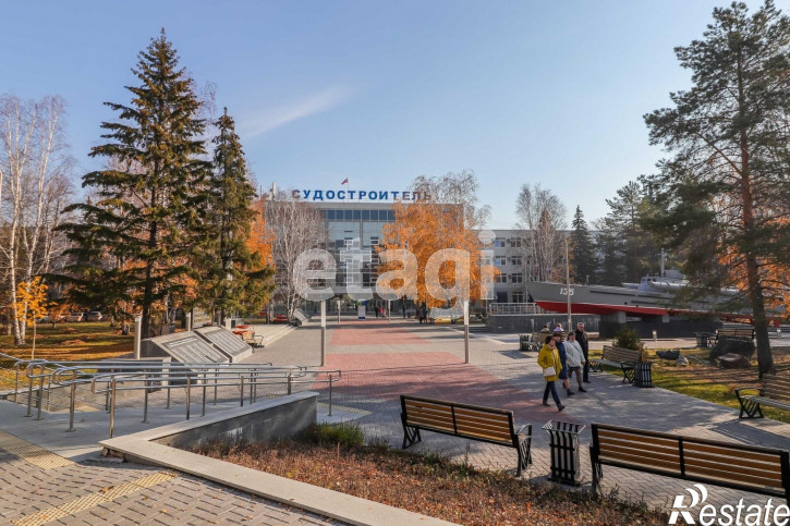 2-комн квартира Новгородская, 3