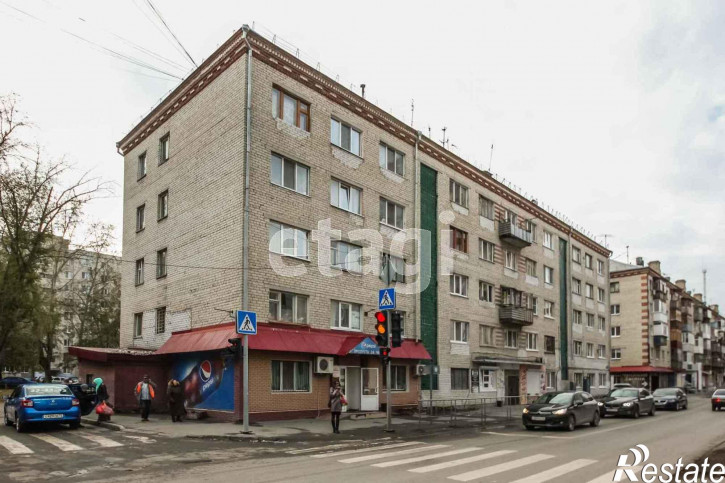Комната Фабричная, 20а