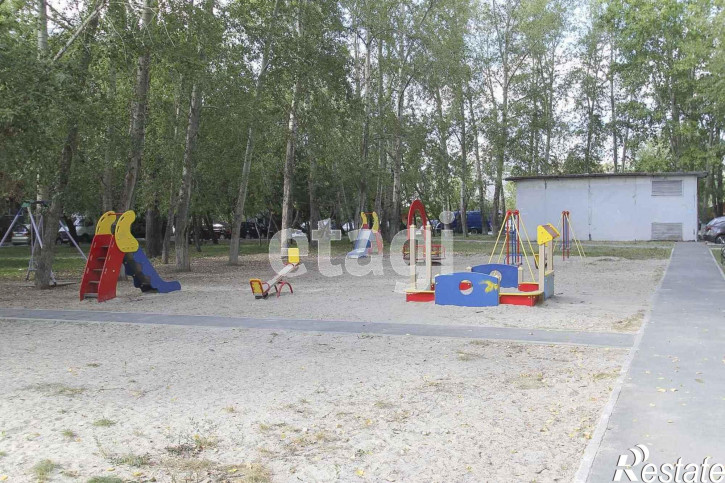 3-комн квартира Таврическая, 10