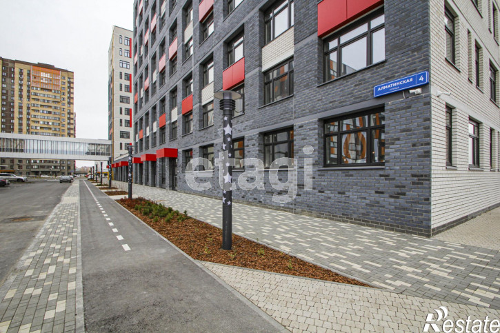 3-комн квартира Алматинская, 4