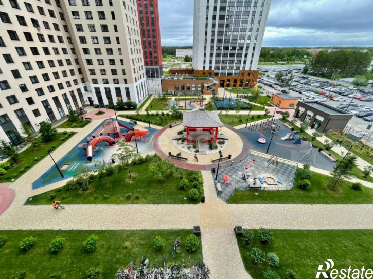 3-комн квартира Краснолесья, 10 к 4