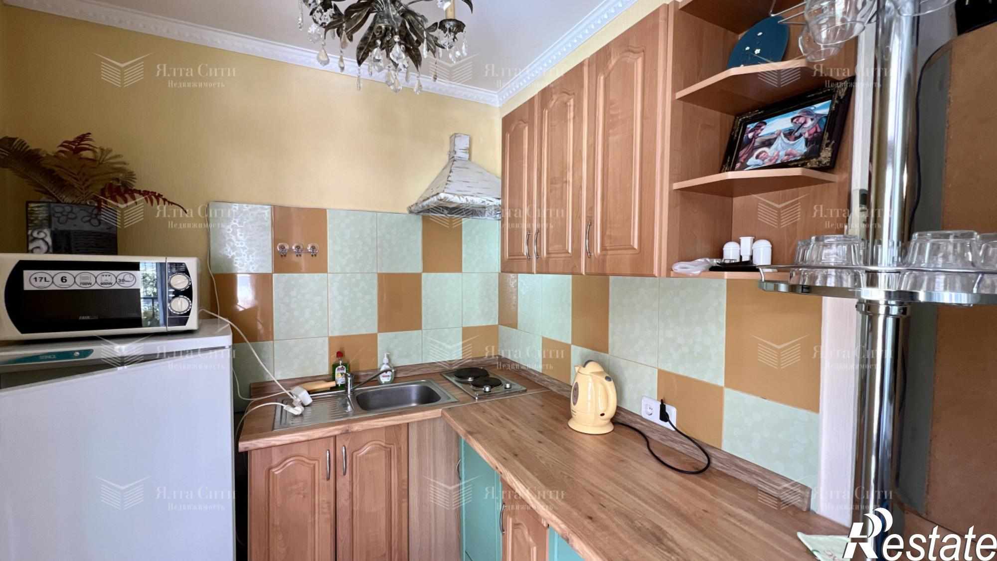 Купить квартиру за 30 000 000 рублей на Игнатенко ул., 8