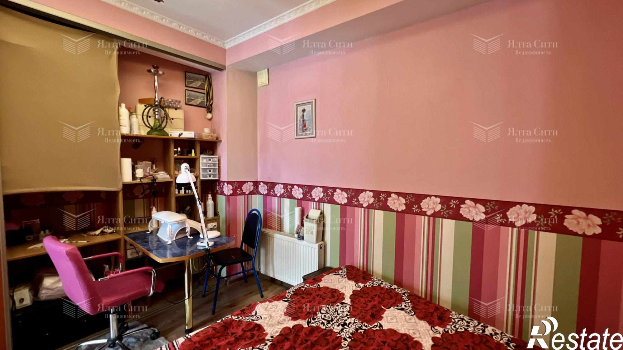 Купить квартиру за 30 000 000 рублей на Игнатенко ул., 8