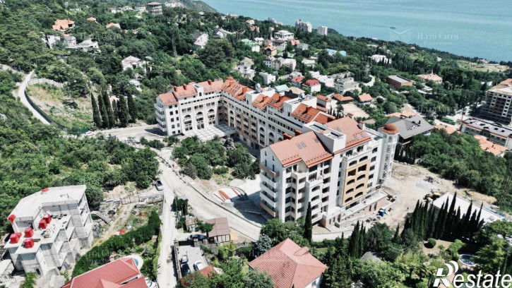 2-комн квартира в новом доме Наташинская ул.