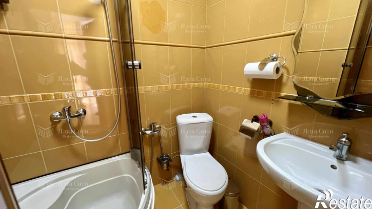 4-комн квартира Игнатенко ул., 8
