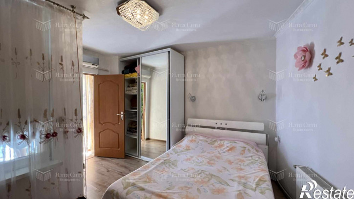4-комн квартира Игнатенко ул., 8