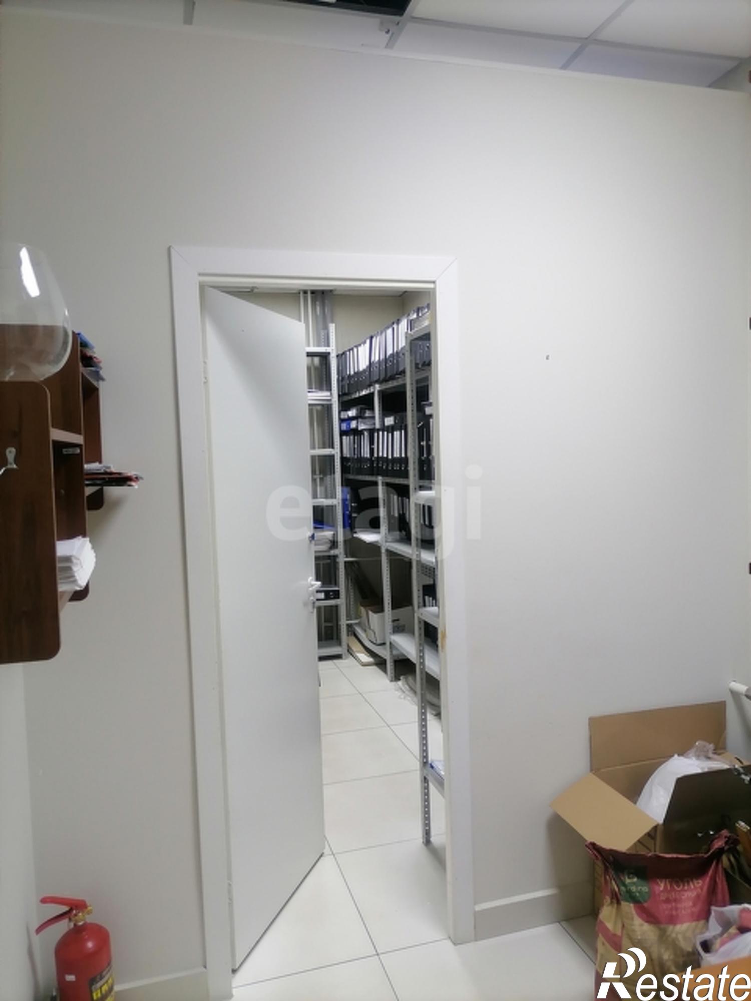 Купить офис, помещение под офис за 18 000 000 рублей на Крайняя улица