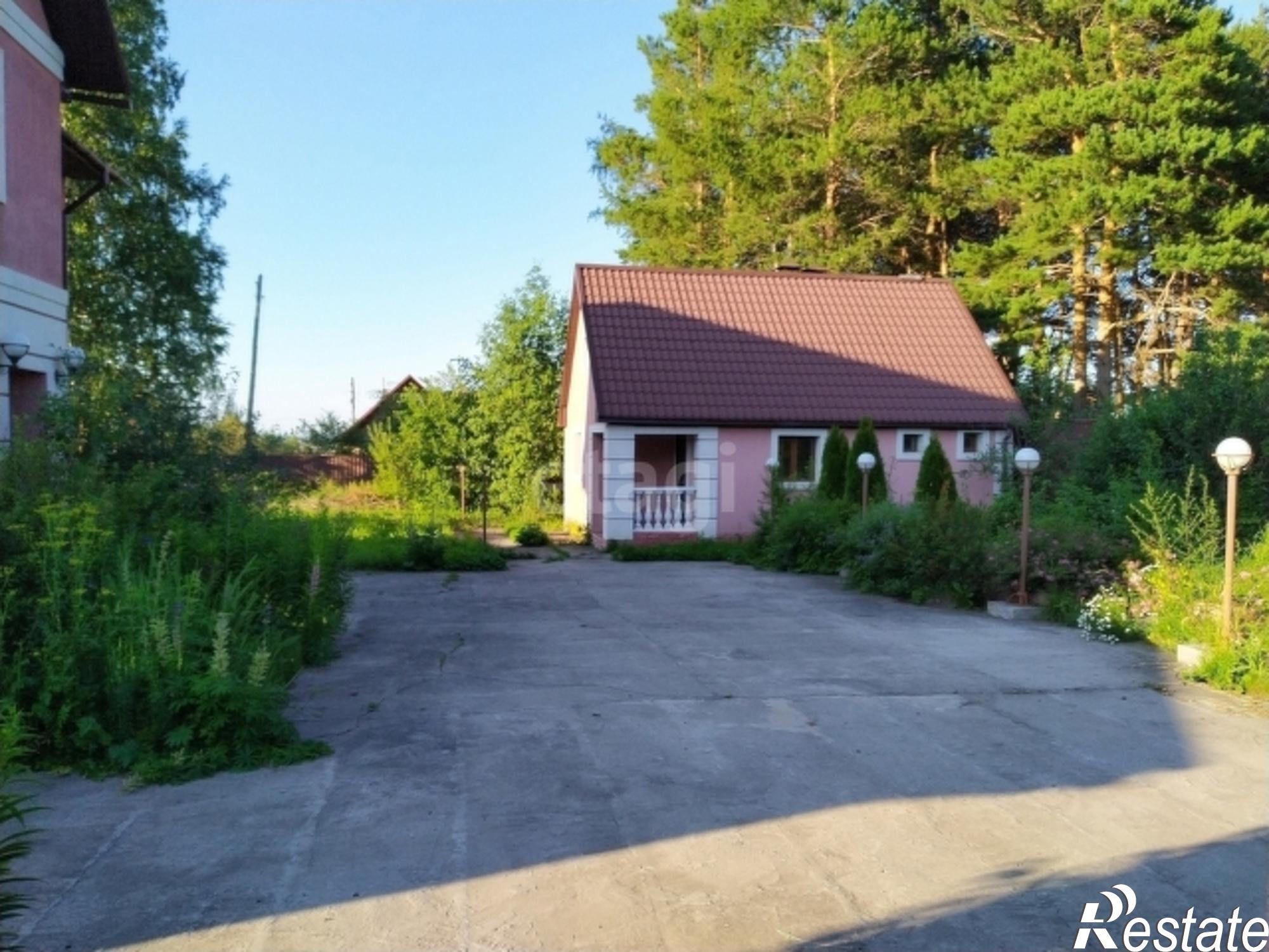 Купить дачу, дом, коттедж за 15 484 000 рублей на Array