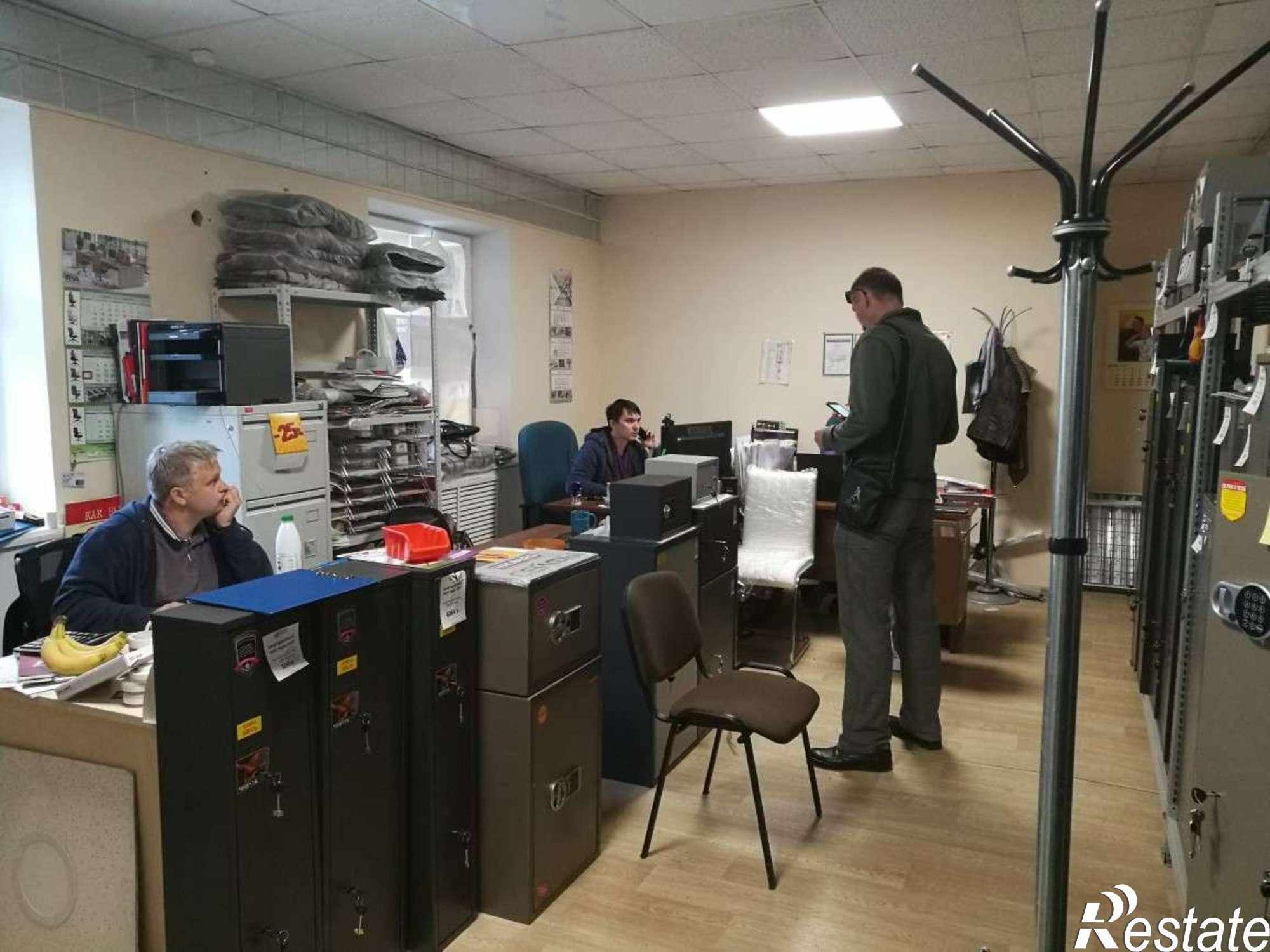 Купить офис, помещение под офис за 12 000 000 рублей на Гаражная улица, 10