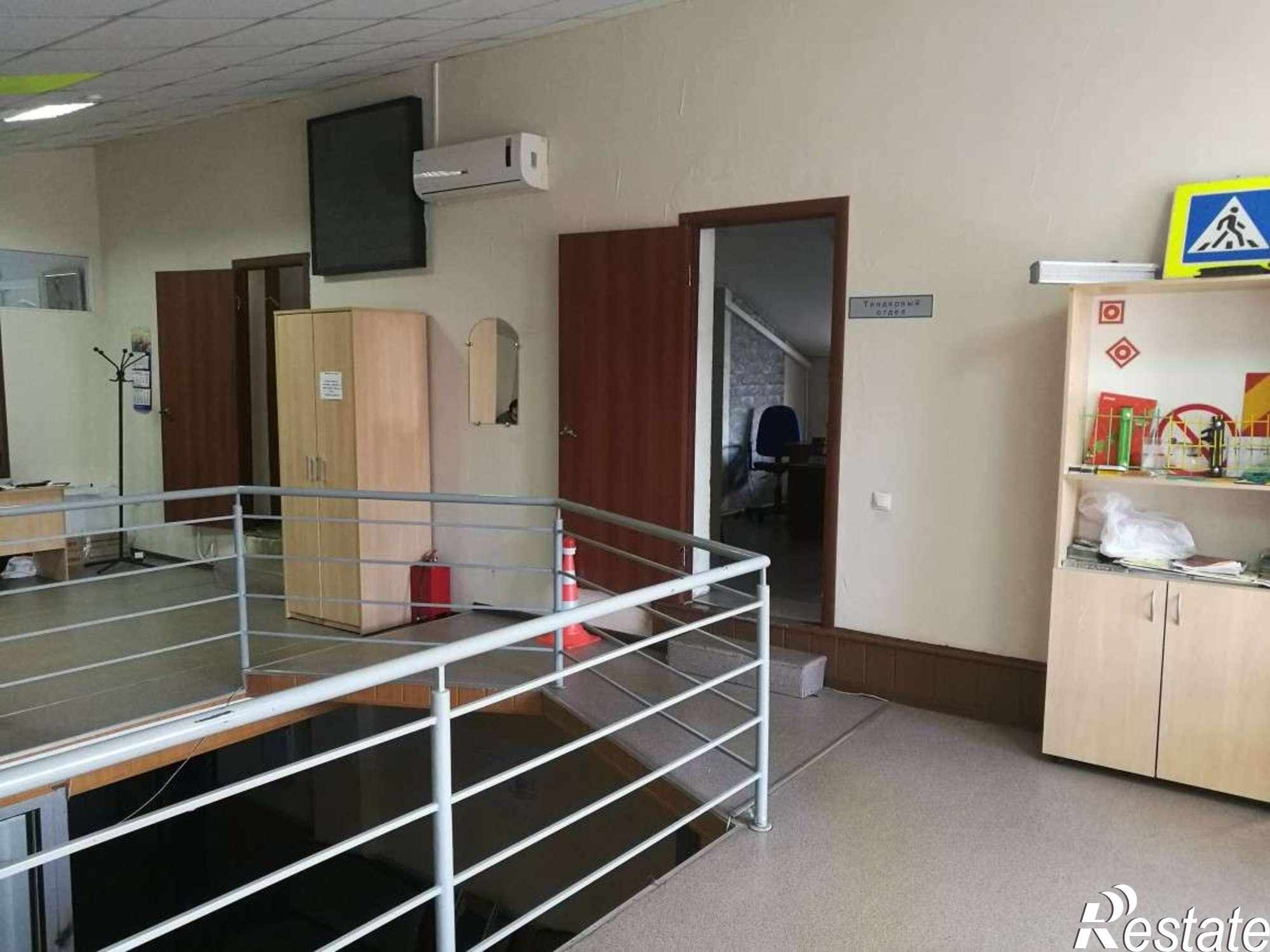 Купить офис, помещение под офис за 12 000 000 рублей на Гаражная улица, 10