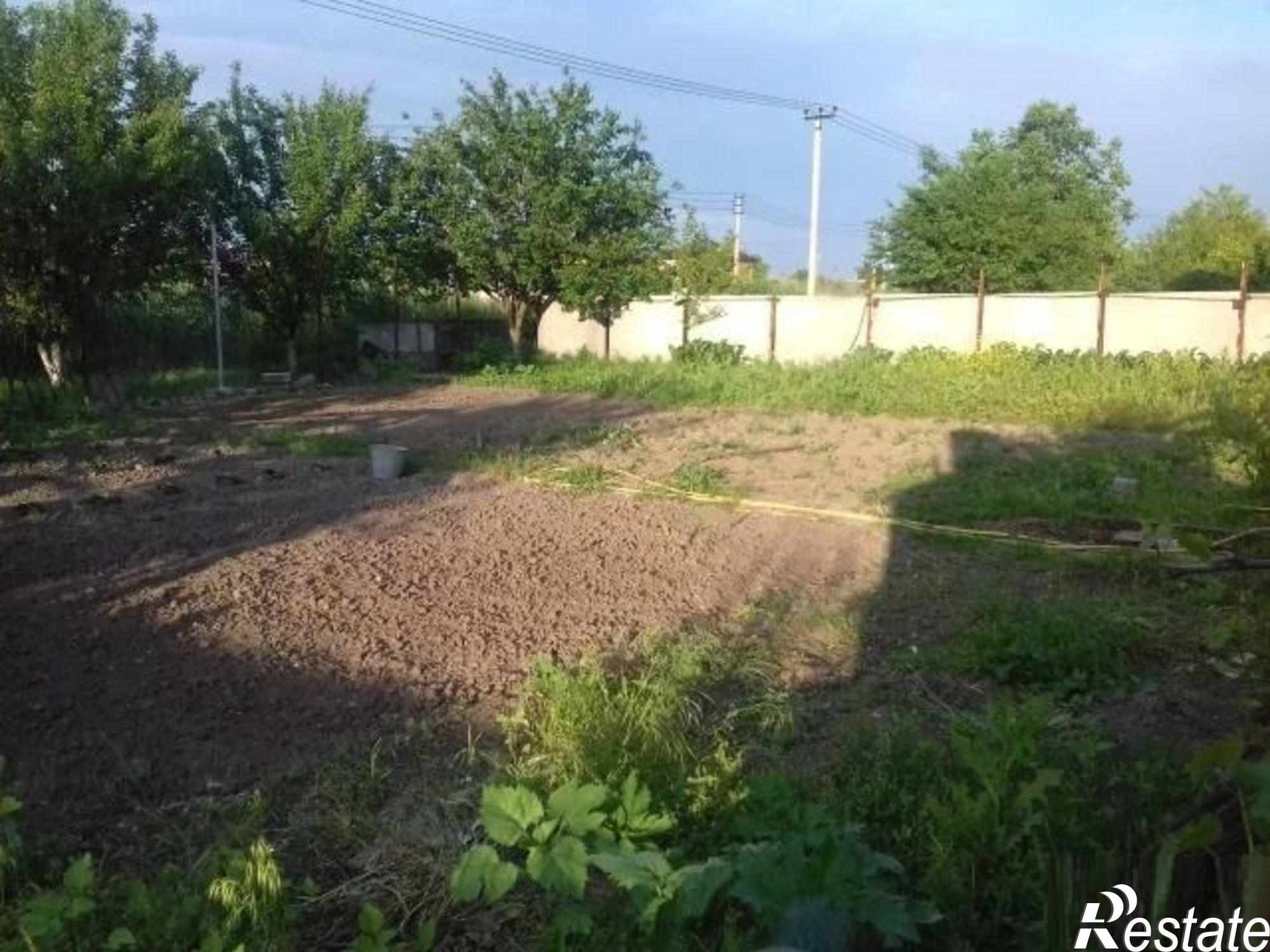 Купить землю, земельный участок за 3 000 000 рублей на Комарова ул