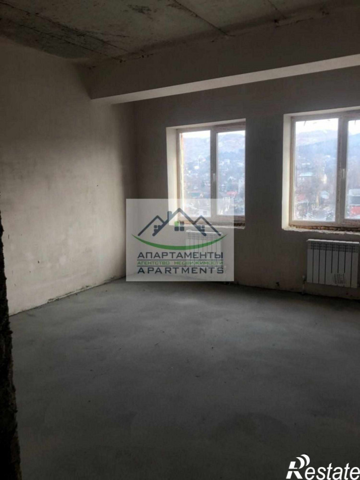 3-комн квартира 8 Марта ул, 37