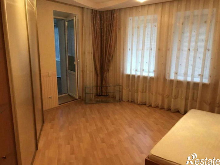 5-комн квартира Офицерская ул, 9