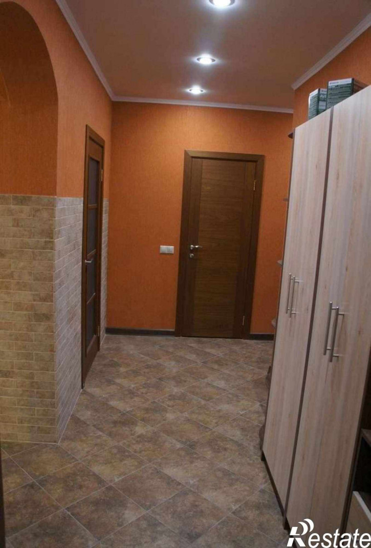 2-комн квартира Гагарина улица, 32